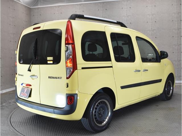 Renault KANGOO 2016-07 16532-1