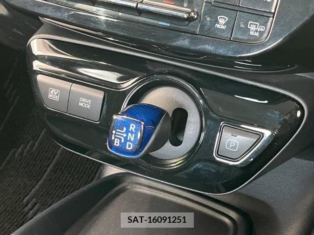 Toyota PRIUS 2020-08 378035-19