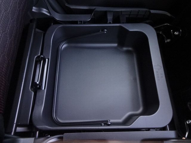 Suzuki WAGON R 2017-10 193228-17