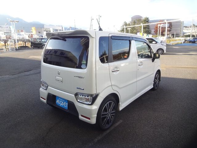 Suzuki WAGON R 2017-10 193228-1