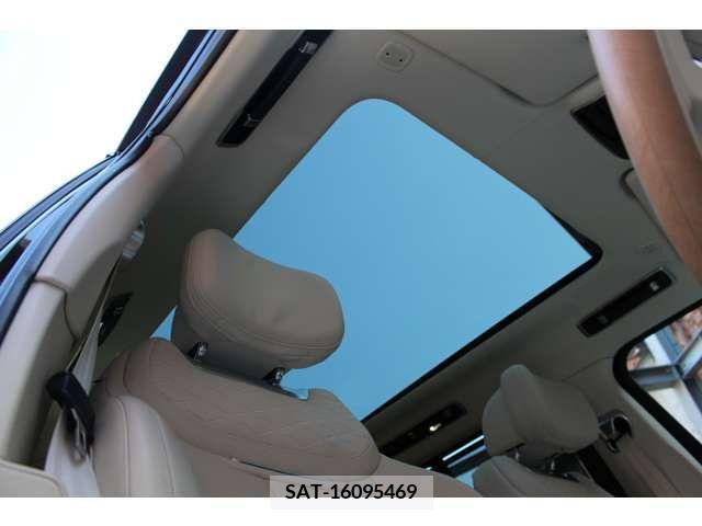 ROVER RANGE ROVER 2022-11 213892-1
