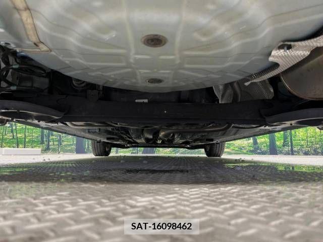 Nissan NOTE 2017-06 347792-19