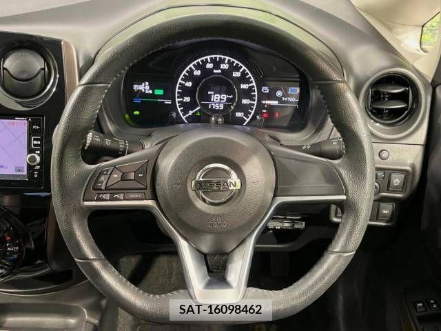 Nissan NOTE 2017-06 347792-11