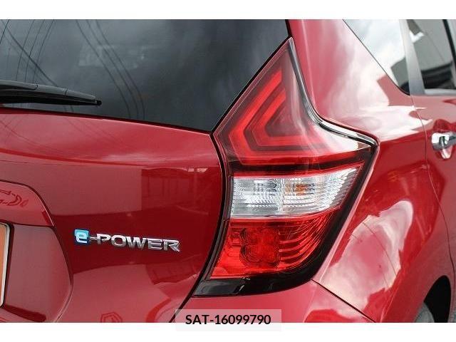 Nissan NOTE 2017-02 305346-5