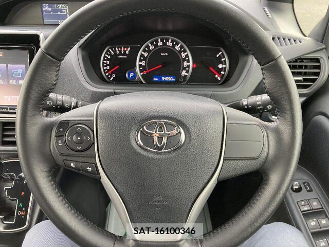 Toyota VOXY 2014-11 289250-11