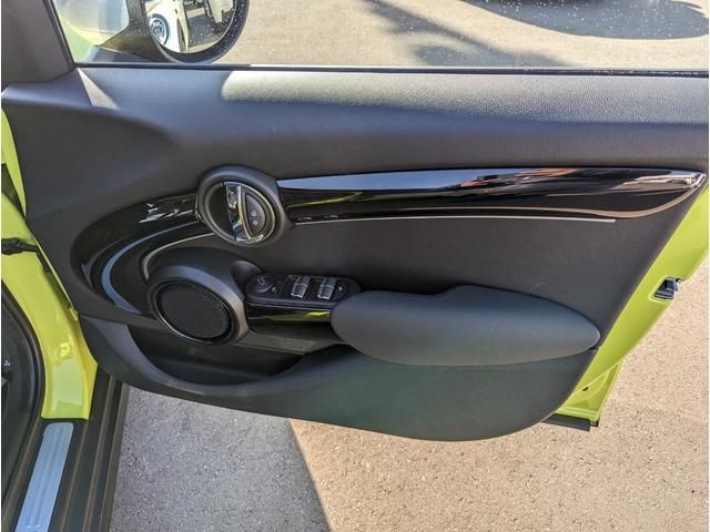 Bmw MINI 2022-08 600-15
