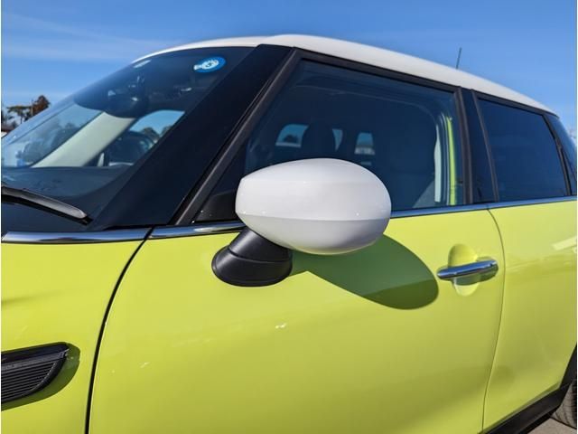 Bmw MINI 2022-08 600-7