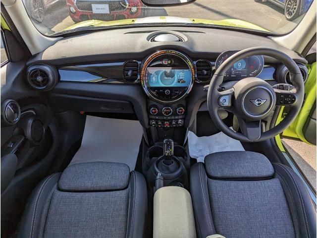 Bmw MINI 2022-08 600-1