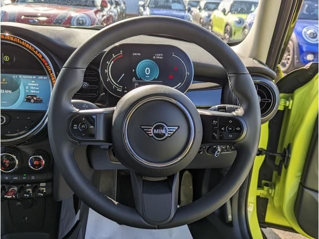 Bmw MINI 2022-08 600-25