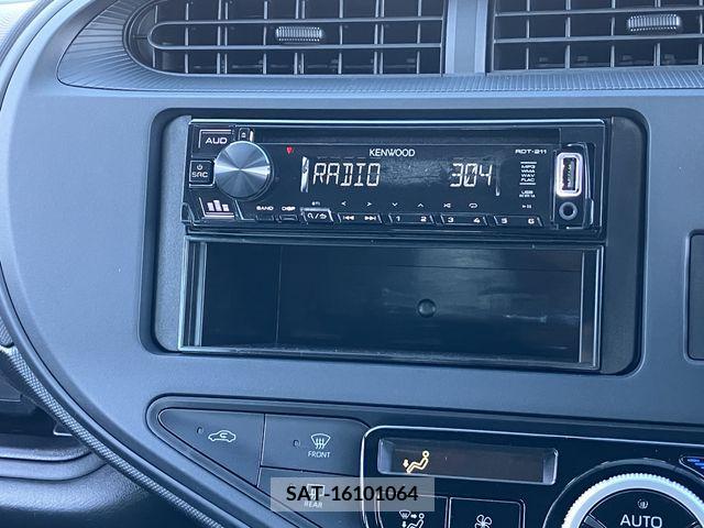 Toyota AQUA 2018-12 206854-3