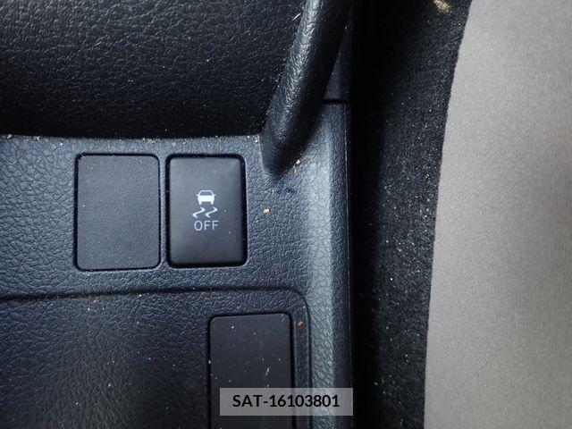 Toyota COROLLA AXIO 2017-03 221135-13