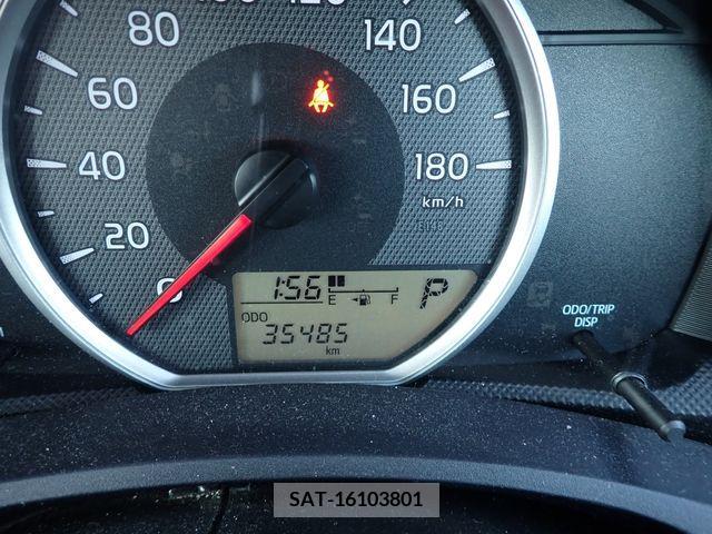 Toyota COROLLA AXIO 2017-03 221135-17