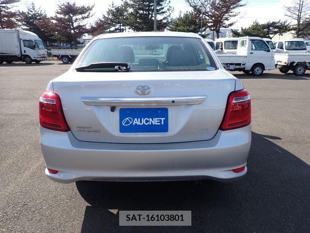 Toyota COROLLA AXIO 2017-03 221135-6