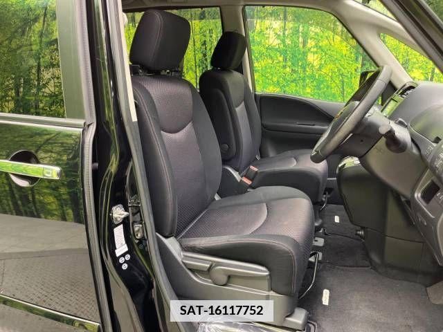Nissan SERENA 2012-07 367673-8