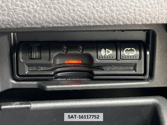 Nissan SERENA 2012-07 367673-5