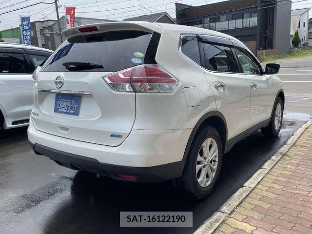 Nissan X-TRAIL 2015-05 329215-5