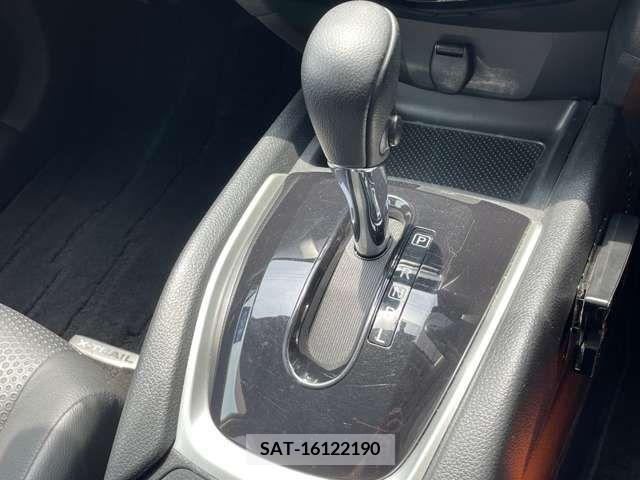 Nissan X-TRAIL 2015-05 329215-13