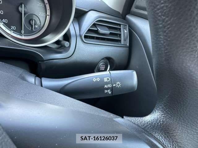 Suzuki SWIFT 2020-06 216777-18