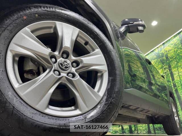 Toyota RAV4 2023-04 219571-12
