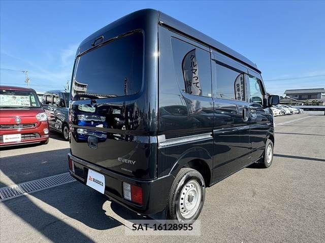 Suzuki EVERY 2021-05 349234-14