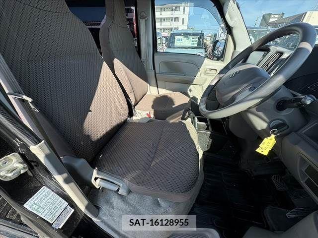 Suzuki EVERY 2021-05 349234-15