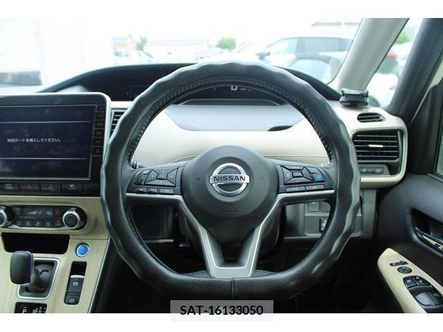 Nissan SERENA 2020-03 331837-16
