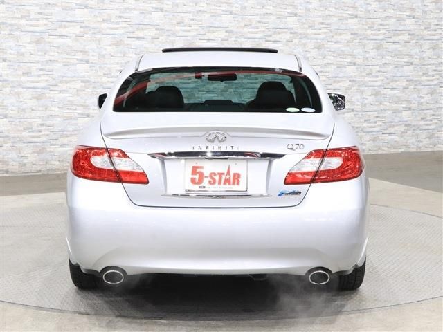 Nissan FUGA HYBRID 2013-05 195391-9
