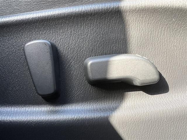 Nissan FUGA HYBRID 2013-05 195391-17