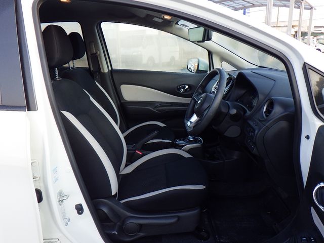 Nissan NOTE 2018-10 13626-7