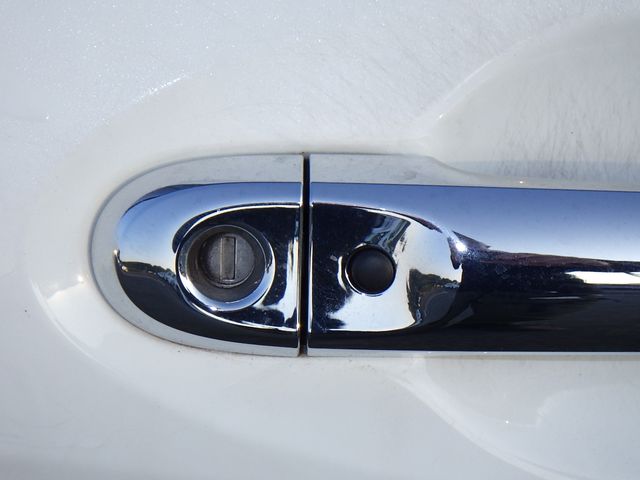 Nissan NOTE 2018-10 13626-26