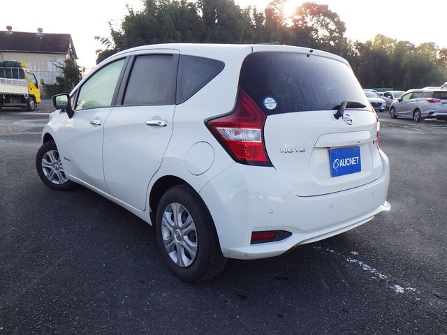 Nissan NOTE 2018-10 13626-2