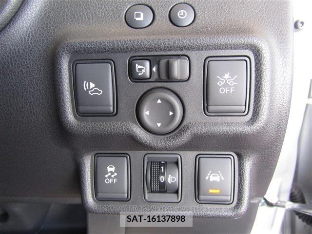 Nissan NOTE 2017-01 336646-4