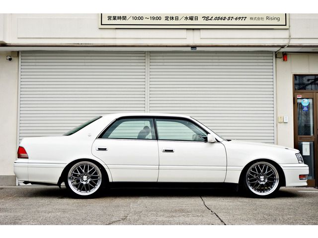 Toyota CROWN 1999-03 6822-9