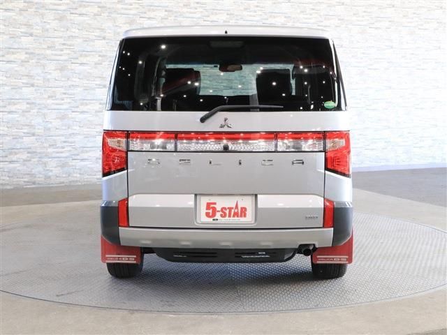 Mitsubishi DELICA D5 2019-02 189421-7