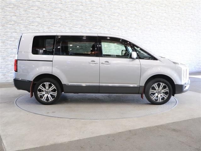 Mitsubishi DELICA D5 2019-02 189421-6