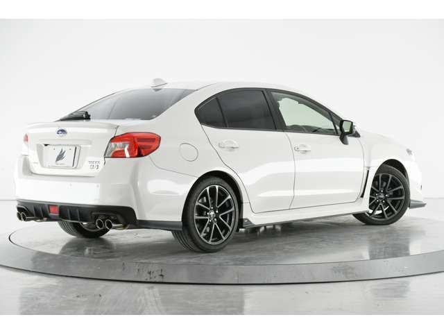Subaru WRX S4 2018-05 28072-1