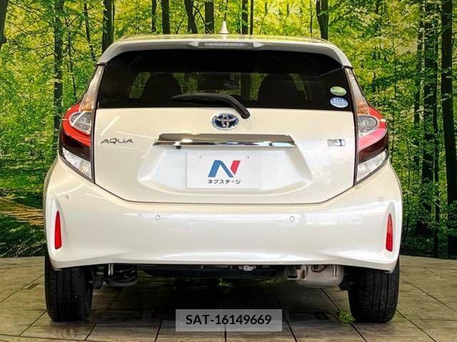 Toyota AQUA 2019-09 219044-15