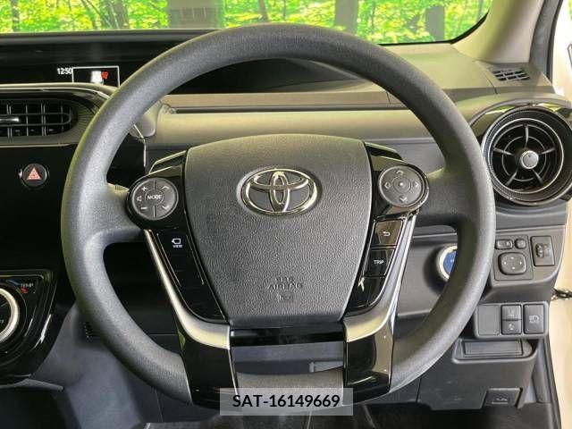 Toyota AQUA 2019-09 219044-11