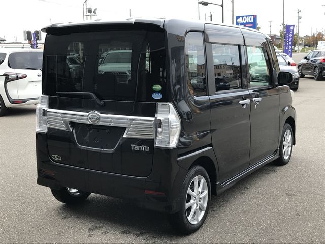Daihatsu TANTO CUSTOM 2017-08 17670-8