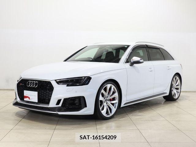 Audi RS4 2019-05 389467-0