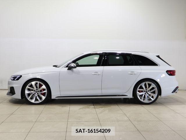 Audi RS4 2019-05 389467-4