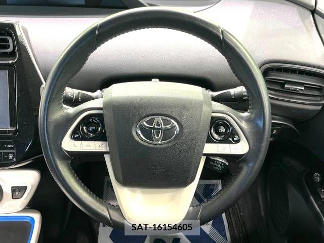 Toyota PRIUS 2016-04 212874-12
