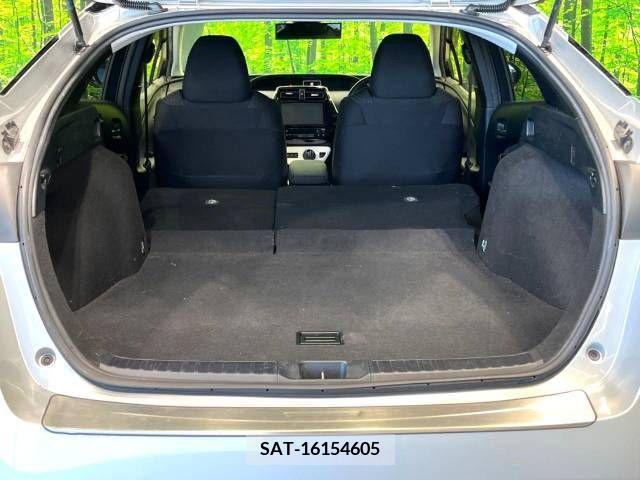 Toyota PRIUS 2016-04 212874-11