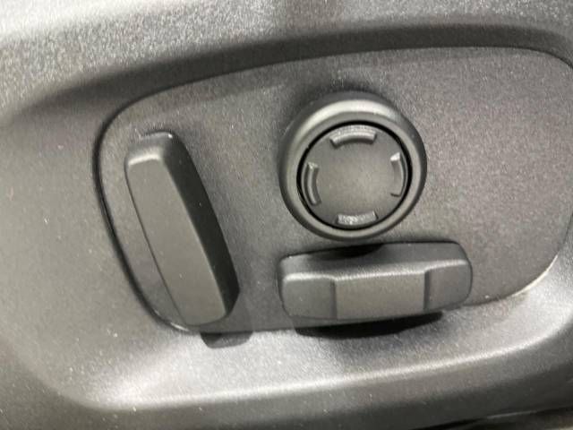 ROVER RANGE ROVER 2018-12 188449-4