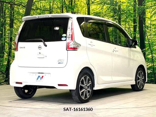 Nissan DAYZ 2016-03 323350-17