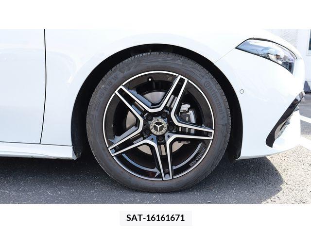 Mercedes Benz A-CLASS 2023-08 211420-8