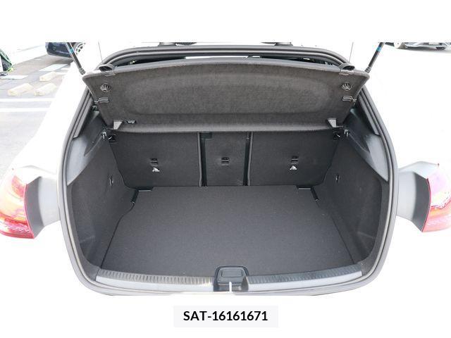 Mercedes Benz A-CLASS 2023-08 211420-9