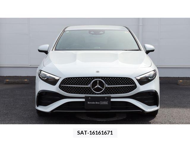 Mercedes Benz A-CLASS 2023-08 211420-1