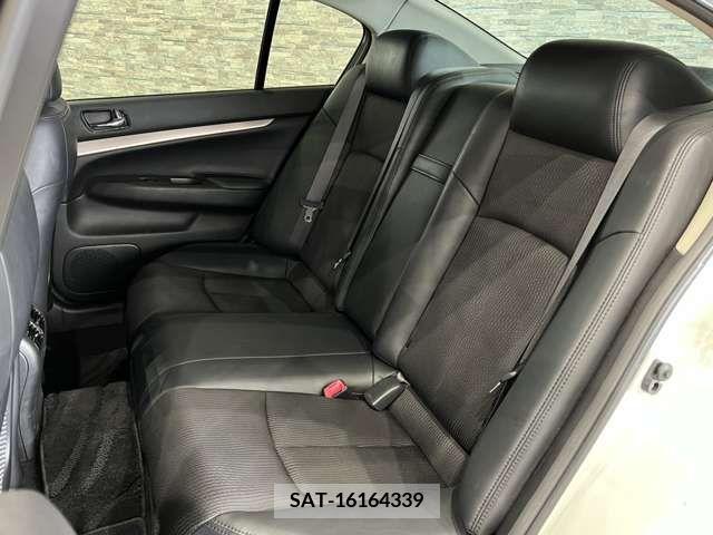 Nissan SKYLINE 2012-02 378987-19
