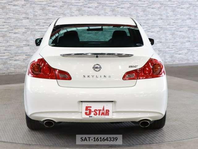 Nissan SKYLINE 2012-02 378987-7